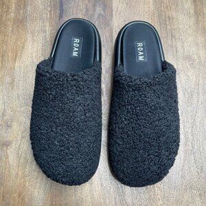 ROAM Black Fuzzy Magic Moon Mule Size 8 Faux Shearling‎